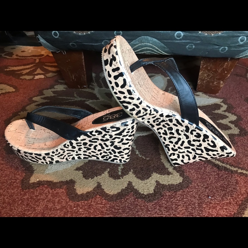 Leopard print heel sandals